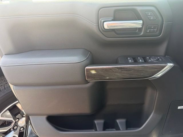 Certified 2021 Chevrolet Silverado 1500 LTZ w/ LTZ Premium Package AWD/4WD image 23