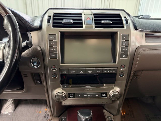 Used 2018 Lexus GX 460 Premium w/ Premium Package AWD/4WD image 13