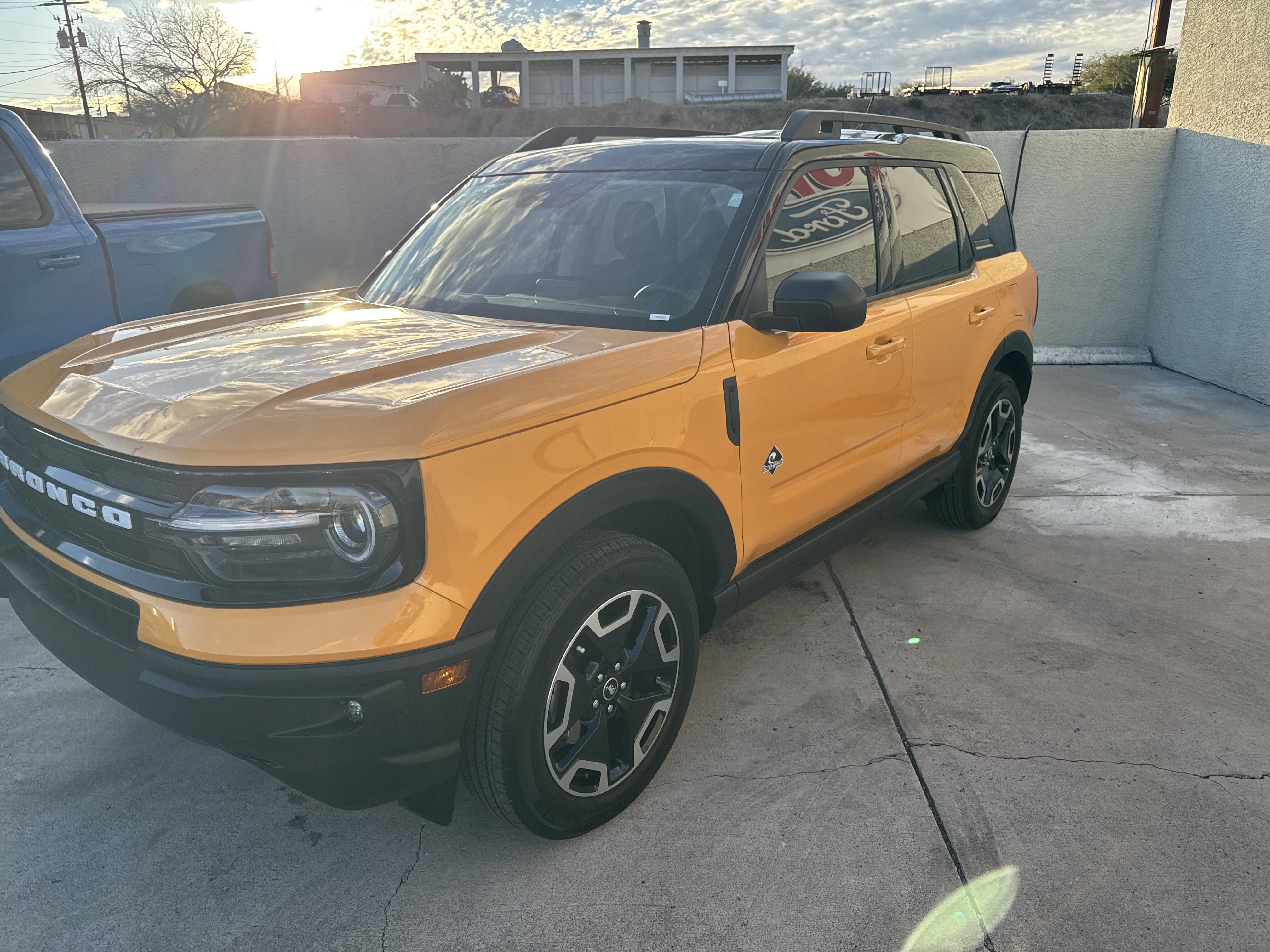 Used 2022 Ford Bronco Sport Outer Banks w/ Tech Package image 3