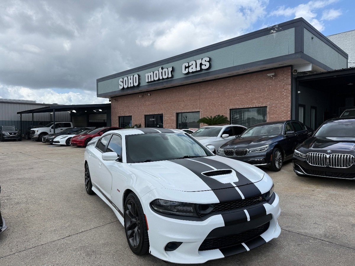 Used 2020 Dodge Charger Scat Pack RWD image 2