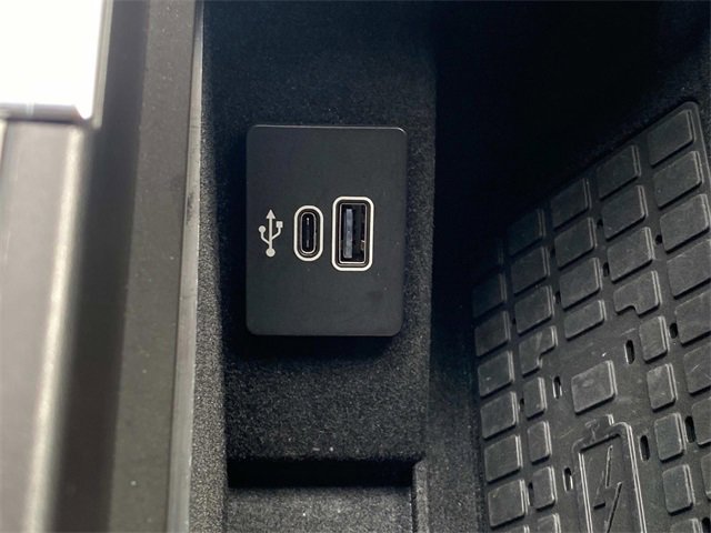 Used 2025 Lincoln Navigator Reserve w/ Jet Appearance Package image 28