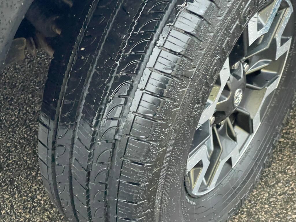 Used 2016 Toyota Tacoma TRD Off-Road w/ Towing Package image 26