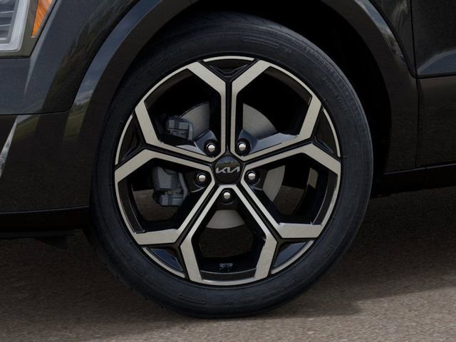 Used 2024 Kia Niro EX Touring image 9