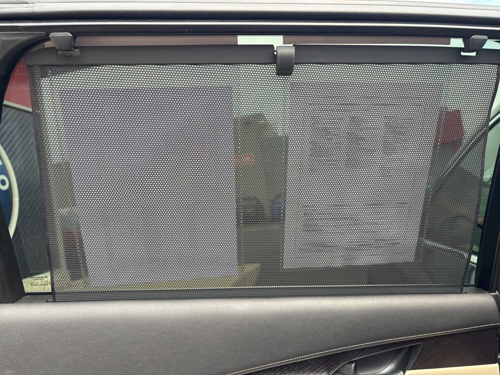 Used 2023 INFINITI QX60 Sensory w/ Cargo Package image 48