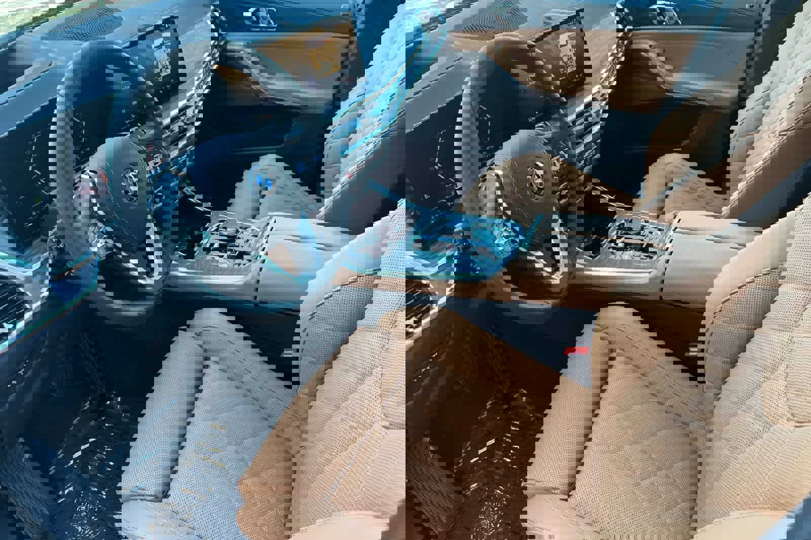 Used 2026 BMW X5 xDrive50e image 11