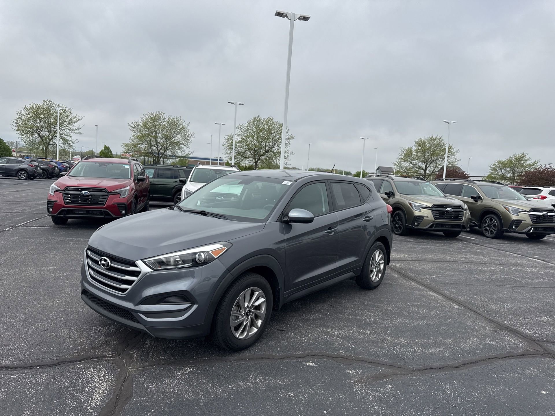 Used 2018 Hyundai Tucson SE AWD/4WD image 2