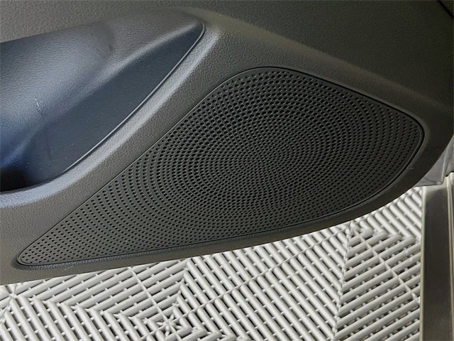 Used 2024 Genesis G70 2.5T image 14