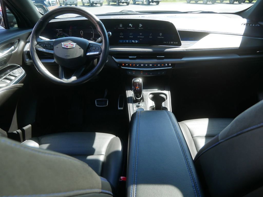 Used 2024 Cadillac XT4 Sport AWD/4WD image 26