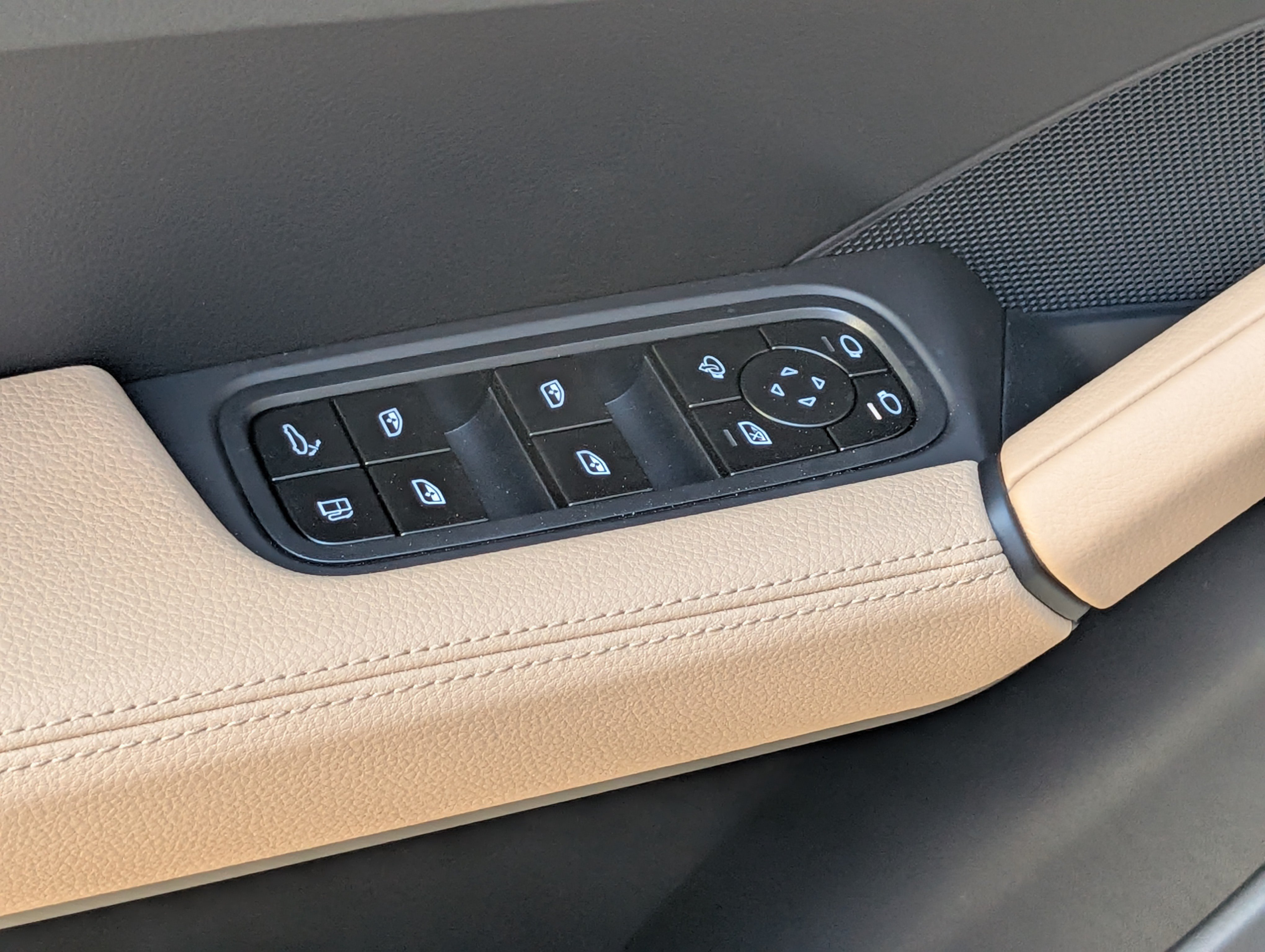 New 2026 Porsche Cayenne E-Hybrid AWD/4WD image 21