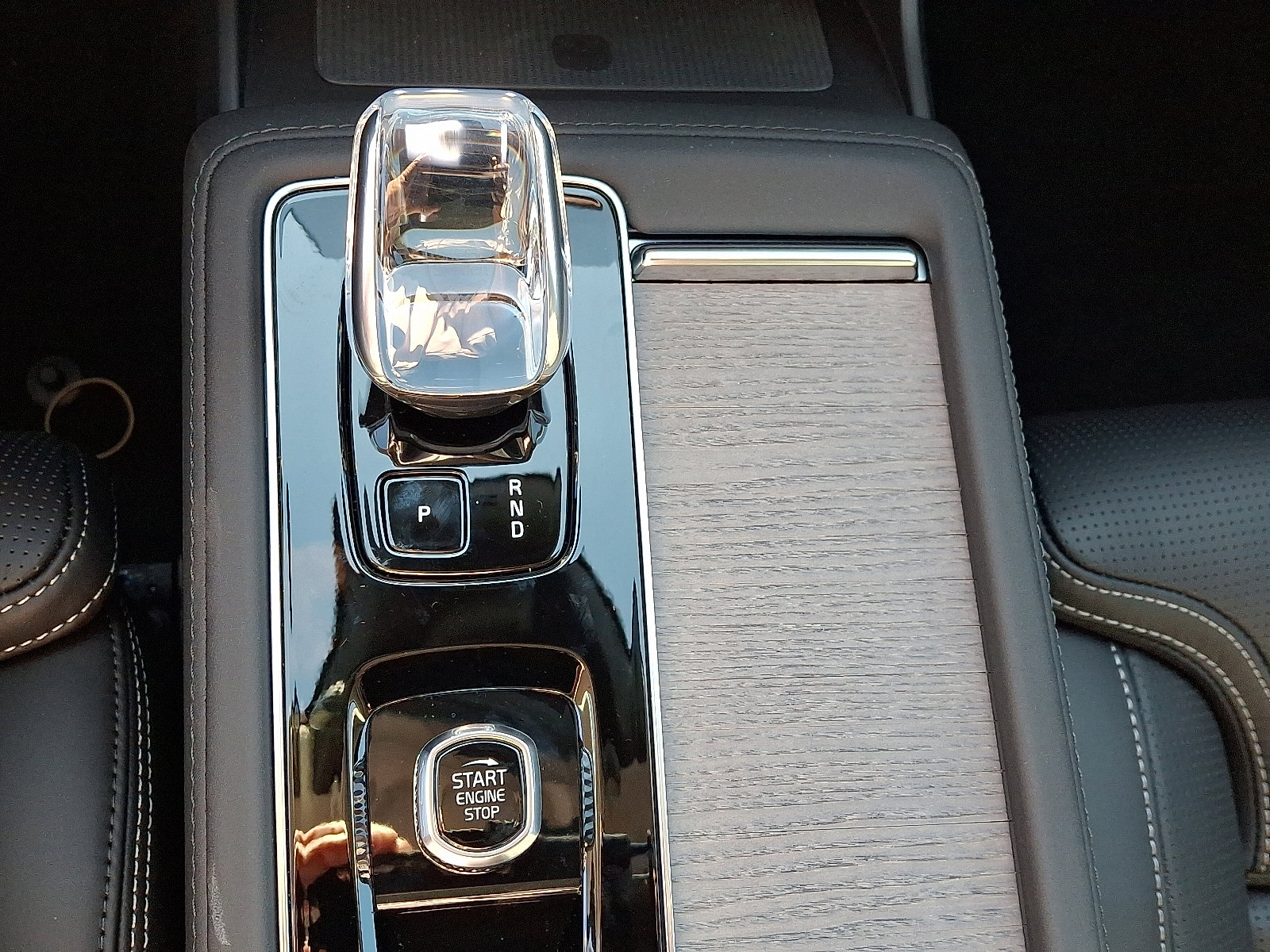 New 2026 Volvo XC90 B6 Ultra image 11