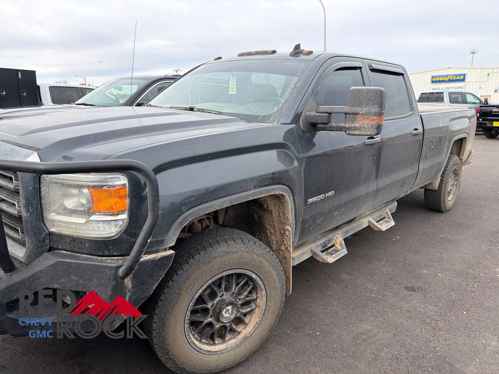 Used 2018 GMC Sierra 3500 4x4 Crew Cab image 1