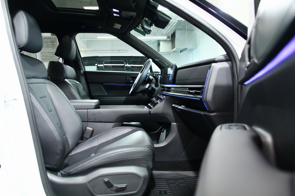 Used 2024 Hyundai Santa Fe Calligraphy image 24