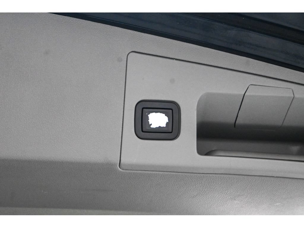 Certified 2022 Cadillac XT5 Premium Luxury FWD image 61