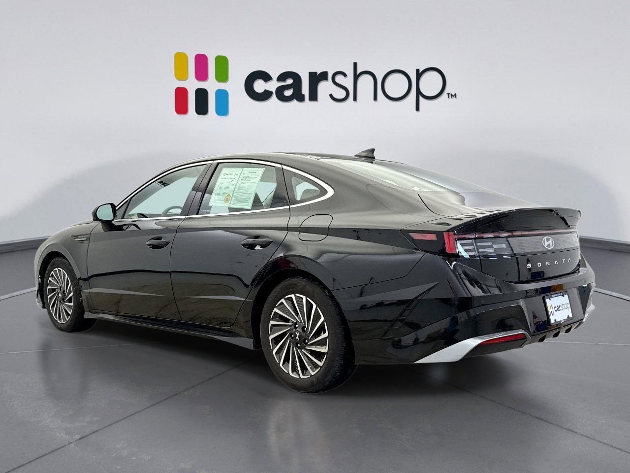 Used 2024 Hyundai Sonata Limited image 3