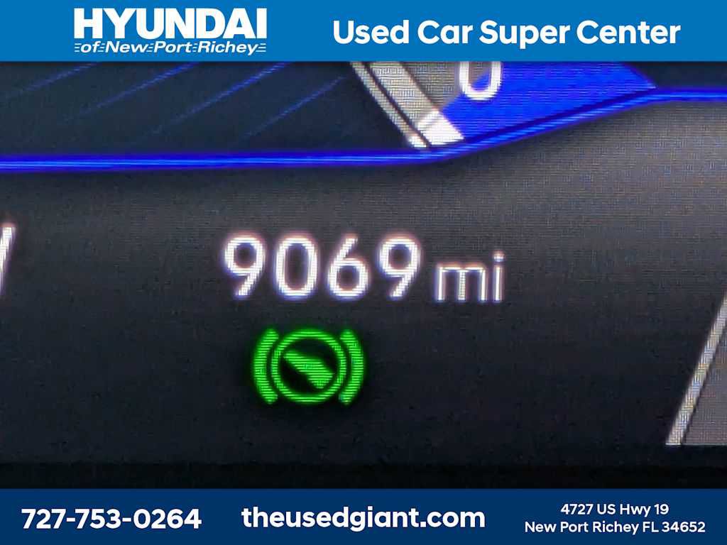 Used 2025 Volkswagen Jetta SE image 35