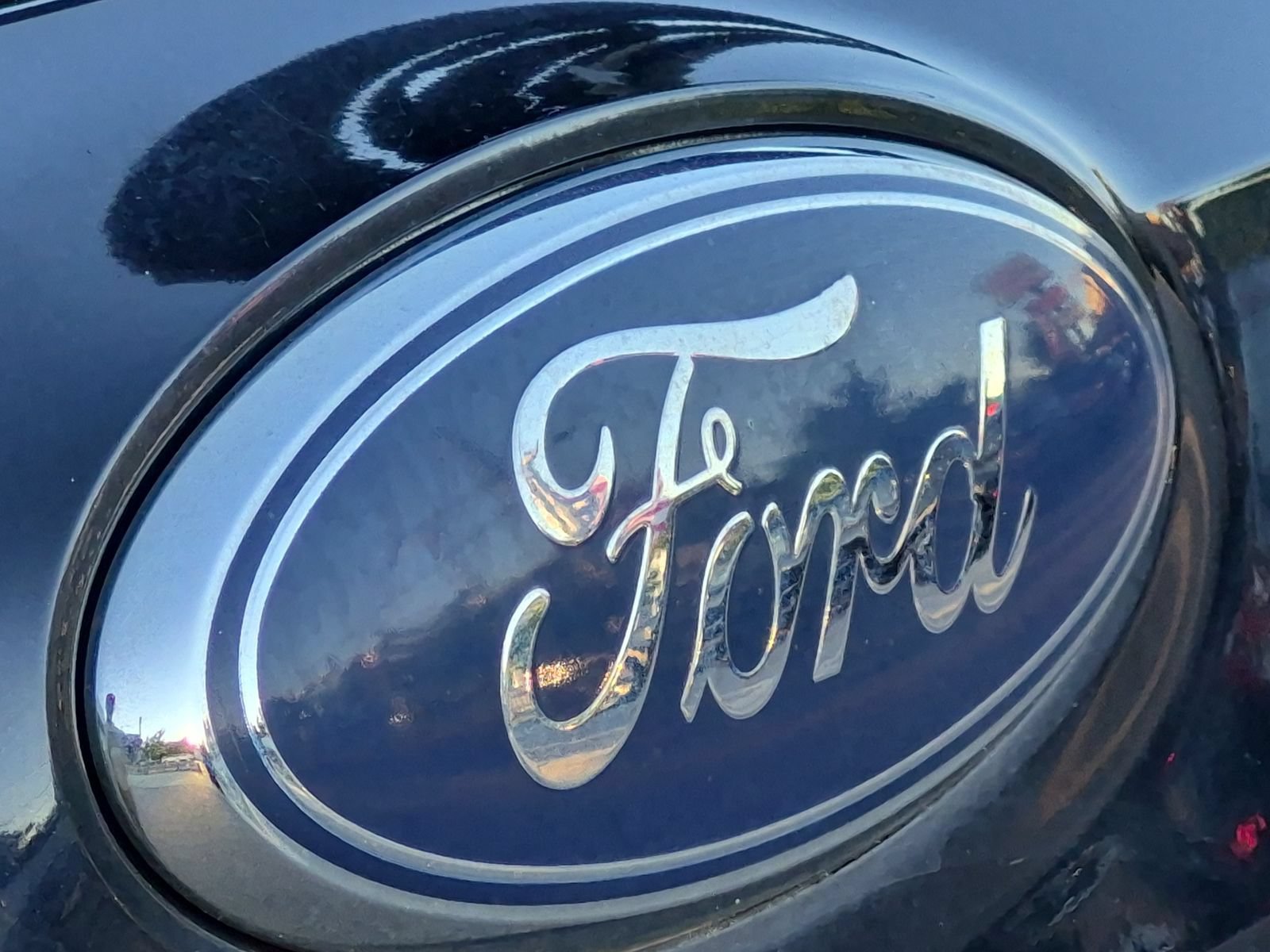 Used 2010 Ford Edge SEL FWD image 13