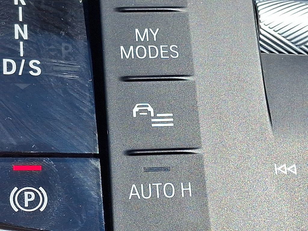 Used 2025 BMW X2 xDrive28i image 26