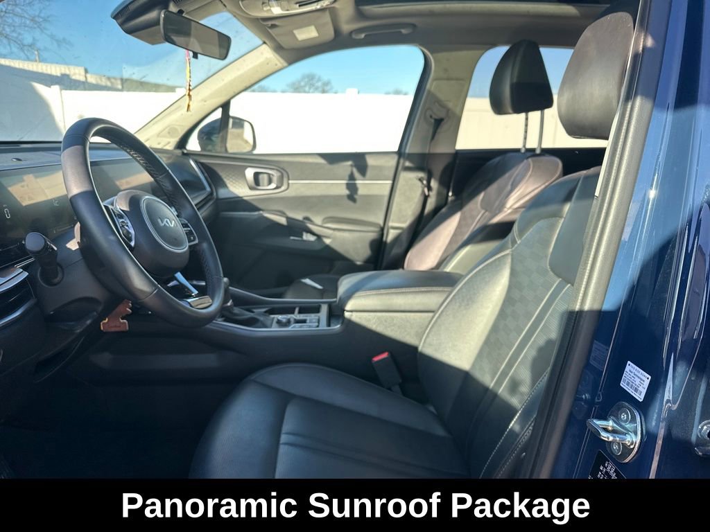 Used 2025 Kia Sorento S w/ Panoramic Sunroof Package image 9