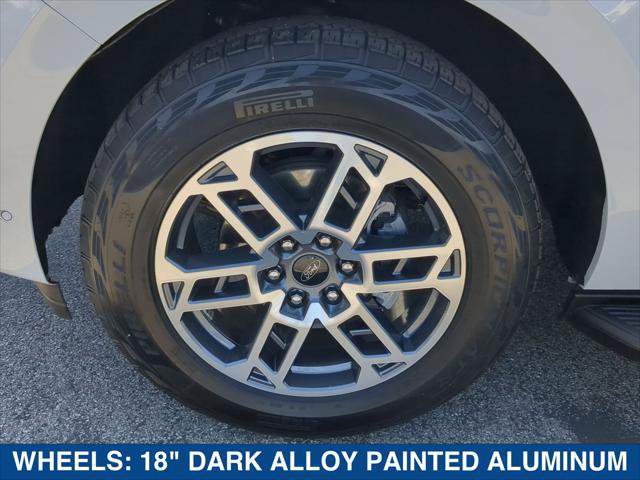 Used 2025 Ford Expedition Max Active AWD/4WD image 9