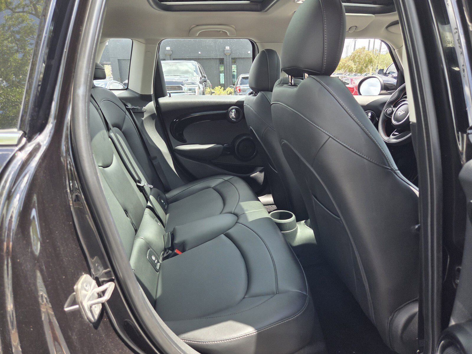 Used 2021 MINI Cooper S w/ 6.5" Touchscreen Package image 16