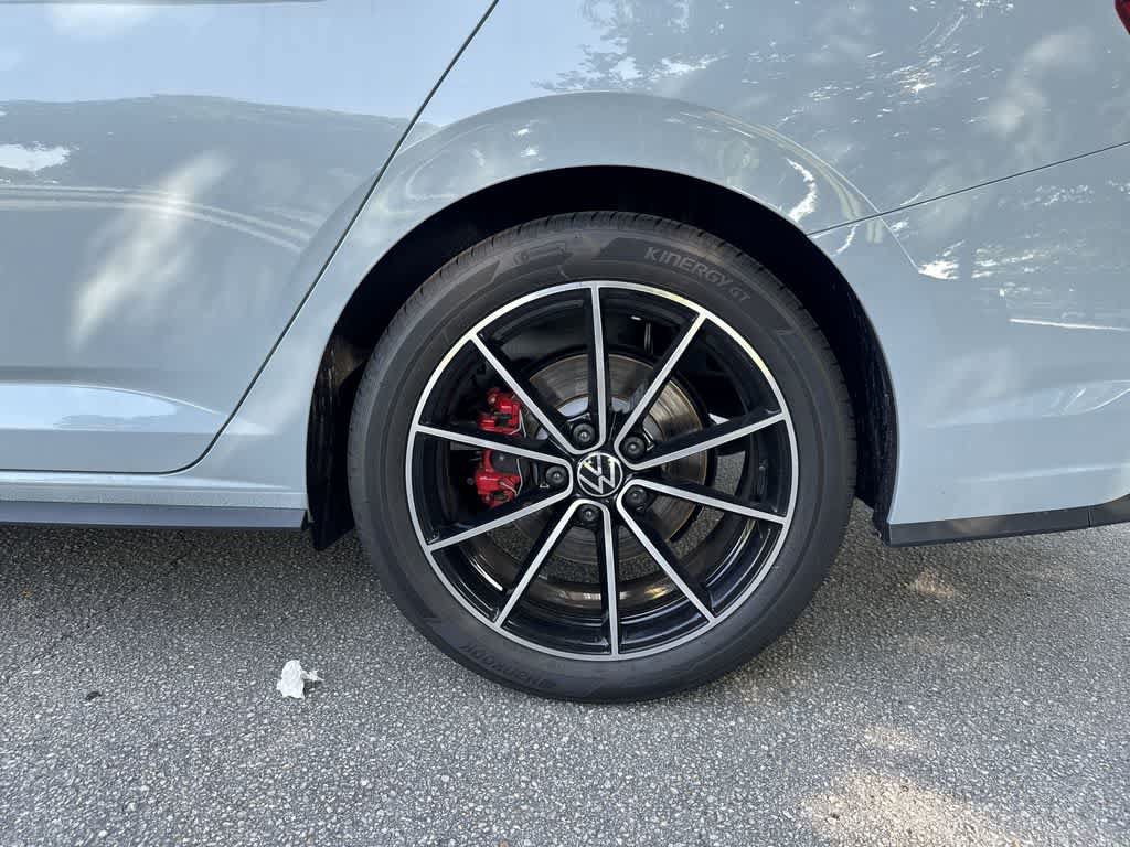 New 2026 Volkswagen Jetta GLI Autobahn FWD image 11