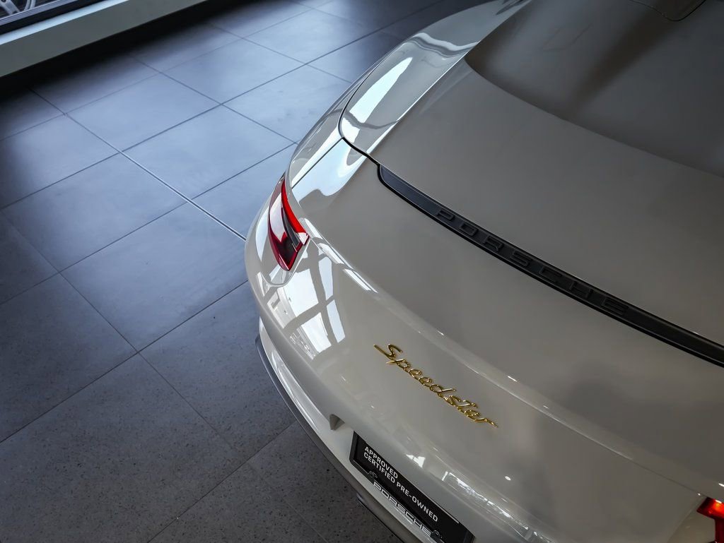 Certified 2019 Porsche 911 Speedster image 34