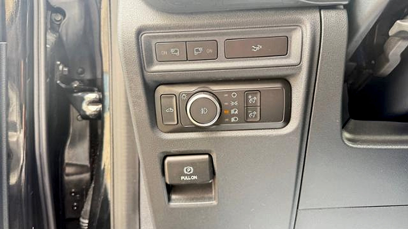 Used 2022 Ford F150 XLT w/ Equipment Group 302A High AWD/4WD image 14