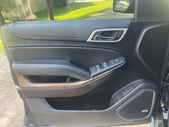 Used 2019 GMC Yukon XL Denali RWD image 16