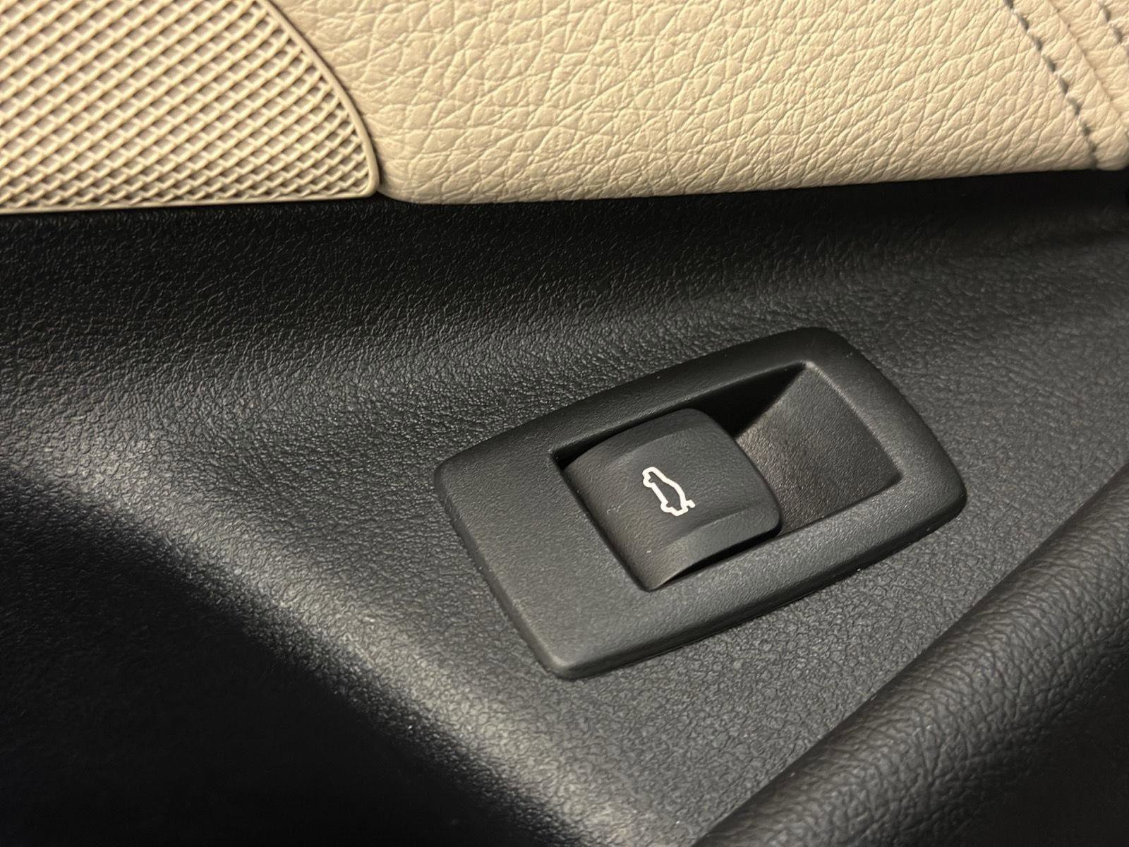 Used 2018 BMW 540i xDrive image 39