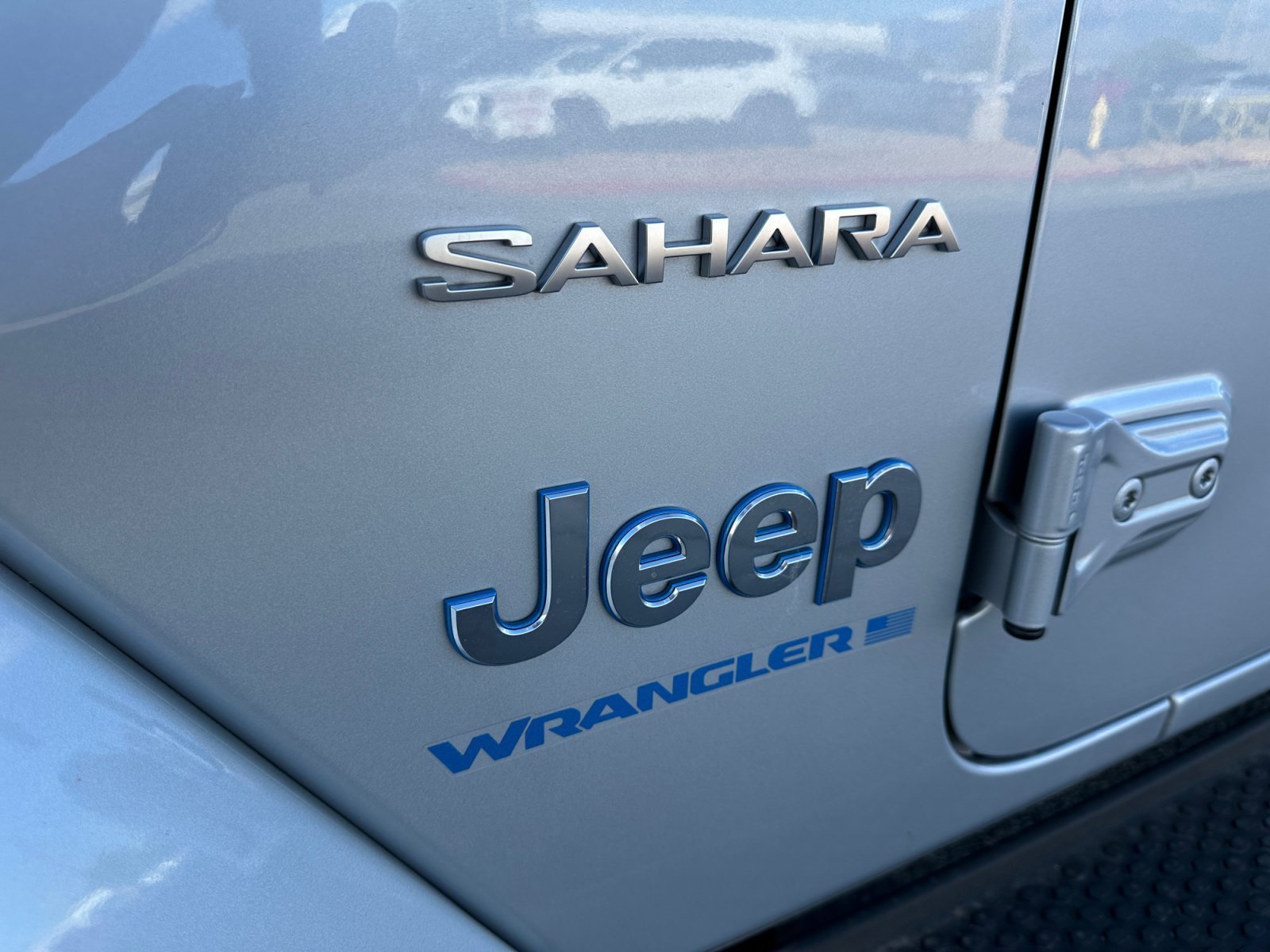 Used 2023 Jeep Wrangler Unlimited Sahara AWD/4WD image 26