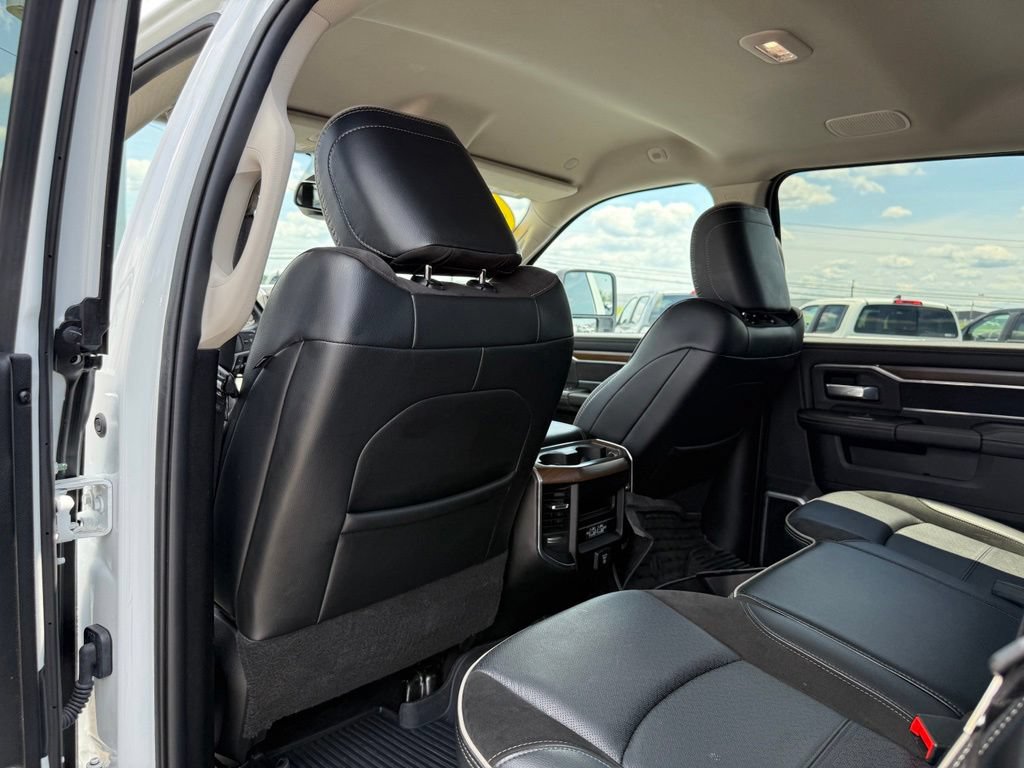 Used 2024 RAM 2500 Laramie AWD/4WD image 11