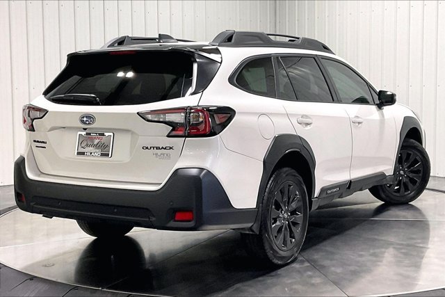 Used 2025 Subaru Outback Onyx Edition AWD/4WD image 13