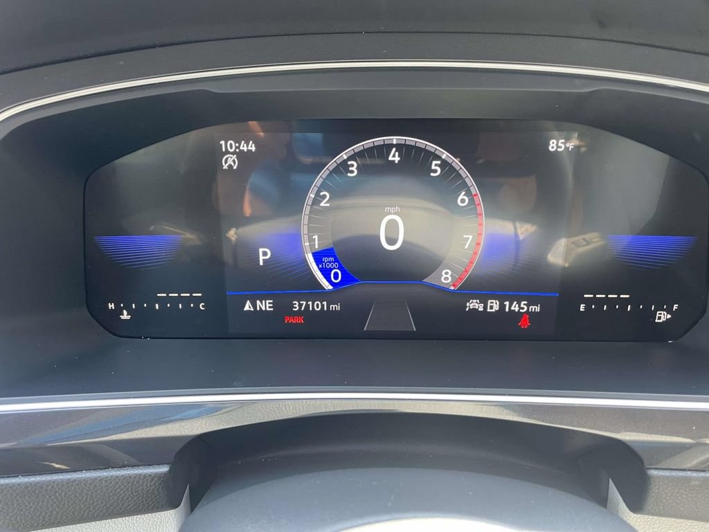 Certified 2023 Volkswagen Tiguan SE FWD image 19