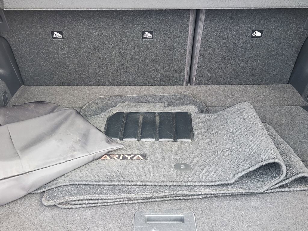 Used 2023 Nissan Ariya FWD image 26