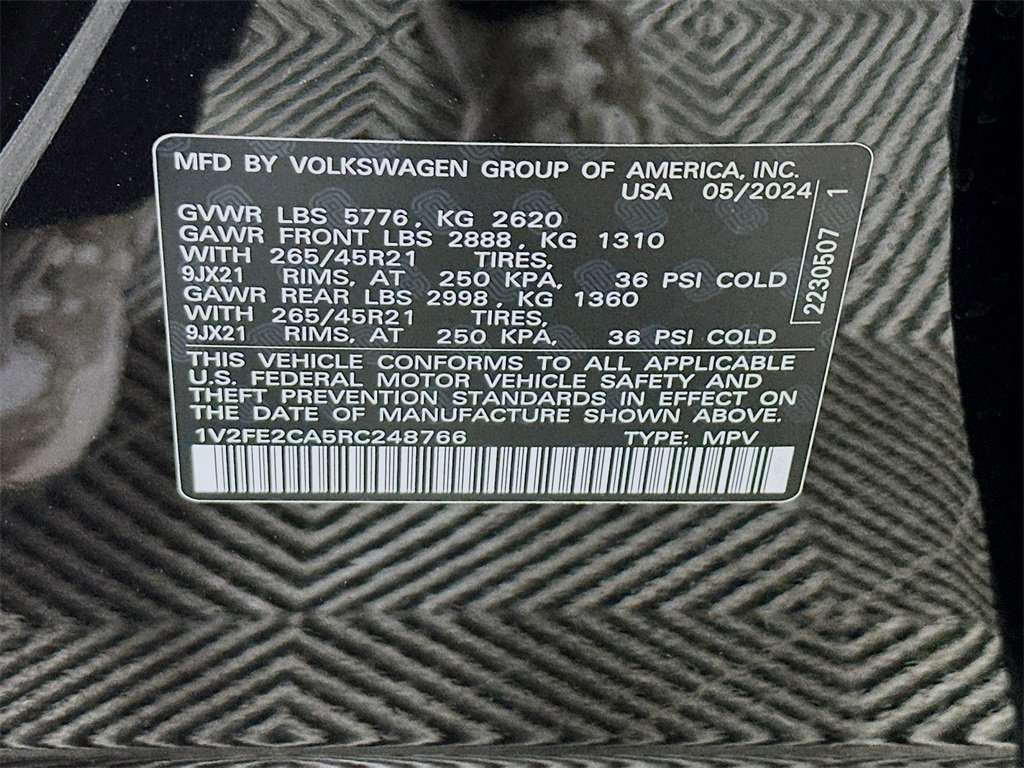 Used 2024 Volkswagen Atlas Cross Sport SEL Premium R-Line image 28