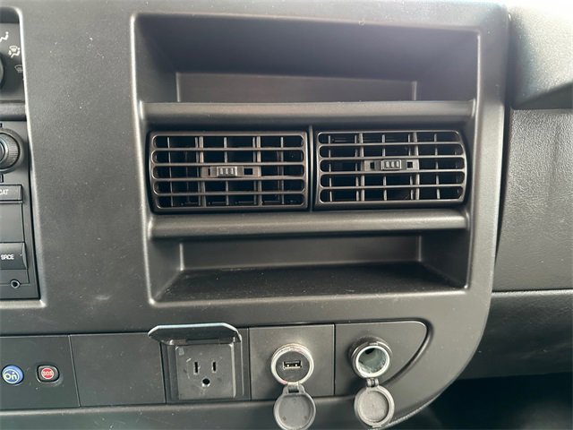 Used 2020 Chevrolet Express 2500 w/ Driver Convenience Package image 22