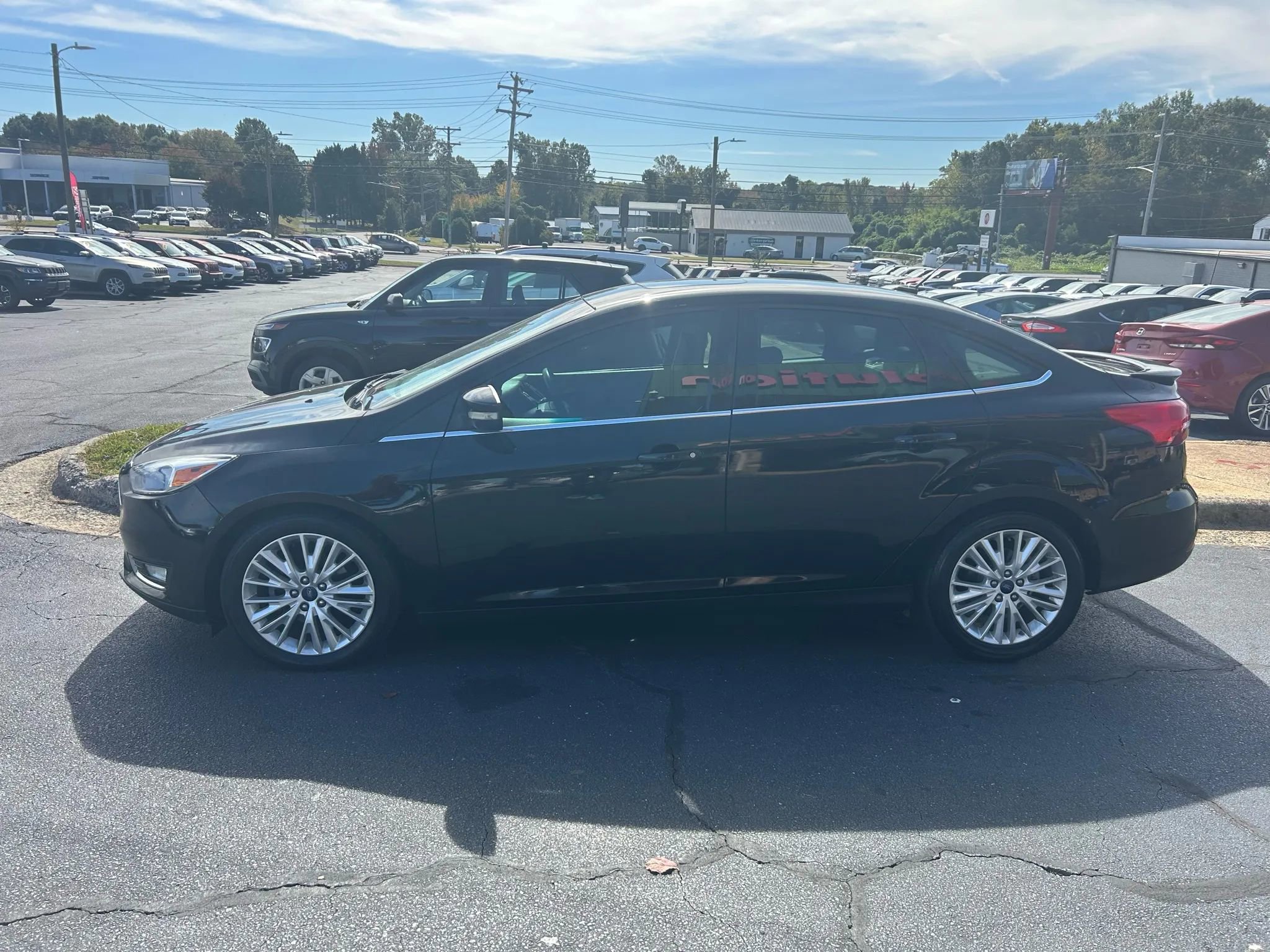 Used 2018 Ford Focus Titanium image 4