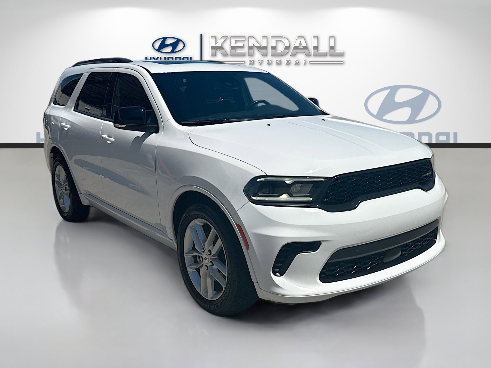 Used 2024 Dodge Durango GT RWD image 1