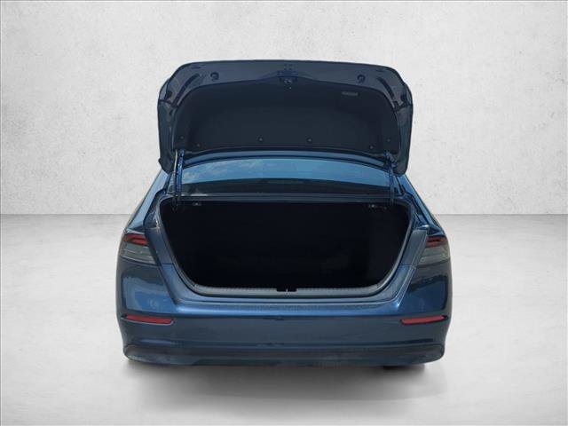 Used 2025 Honda Accord SE image 11