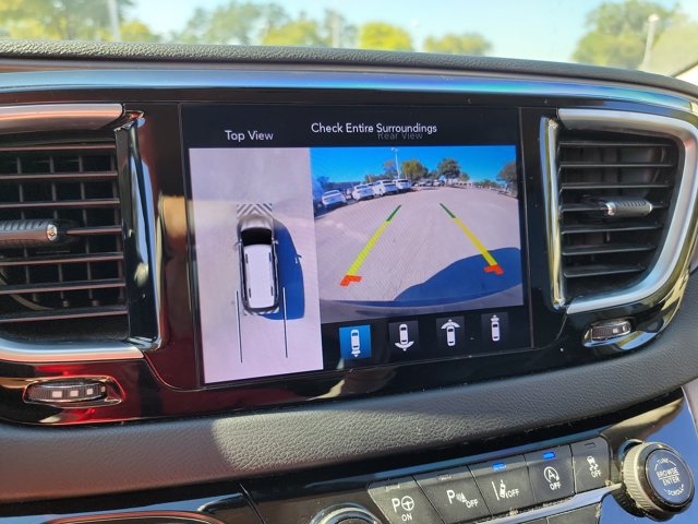 Used 2018 Chrysler Pacifica Touring-L Plus w/ Advanced Safetytec Group FWD image 24