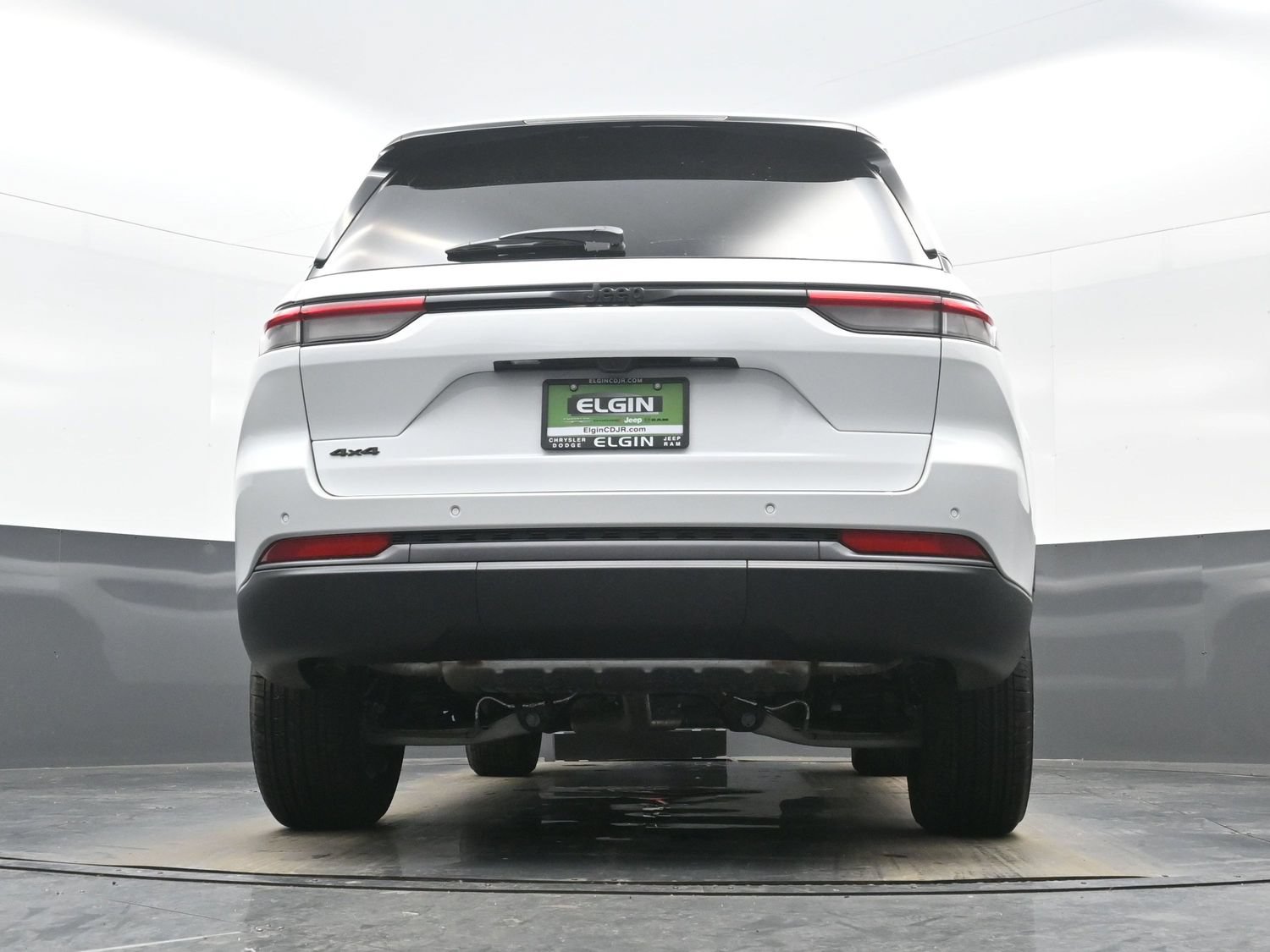 New 2026 Jeep Grand Cherokee Altitude AWD/4WD image 17