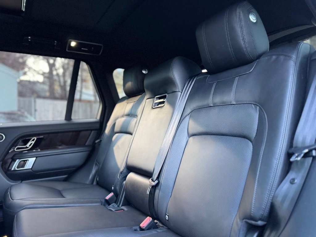 Used 2022 Land Rover Range Rover Westminster Edition image 20