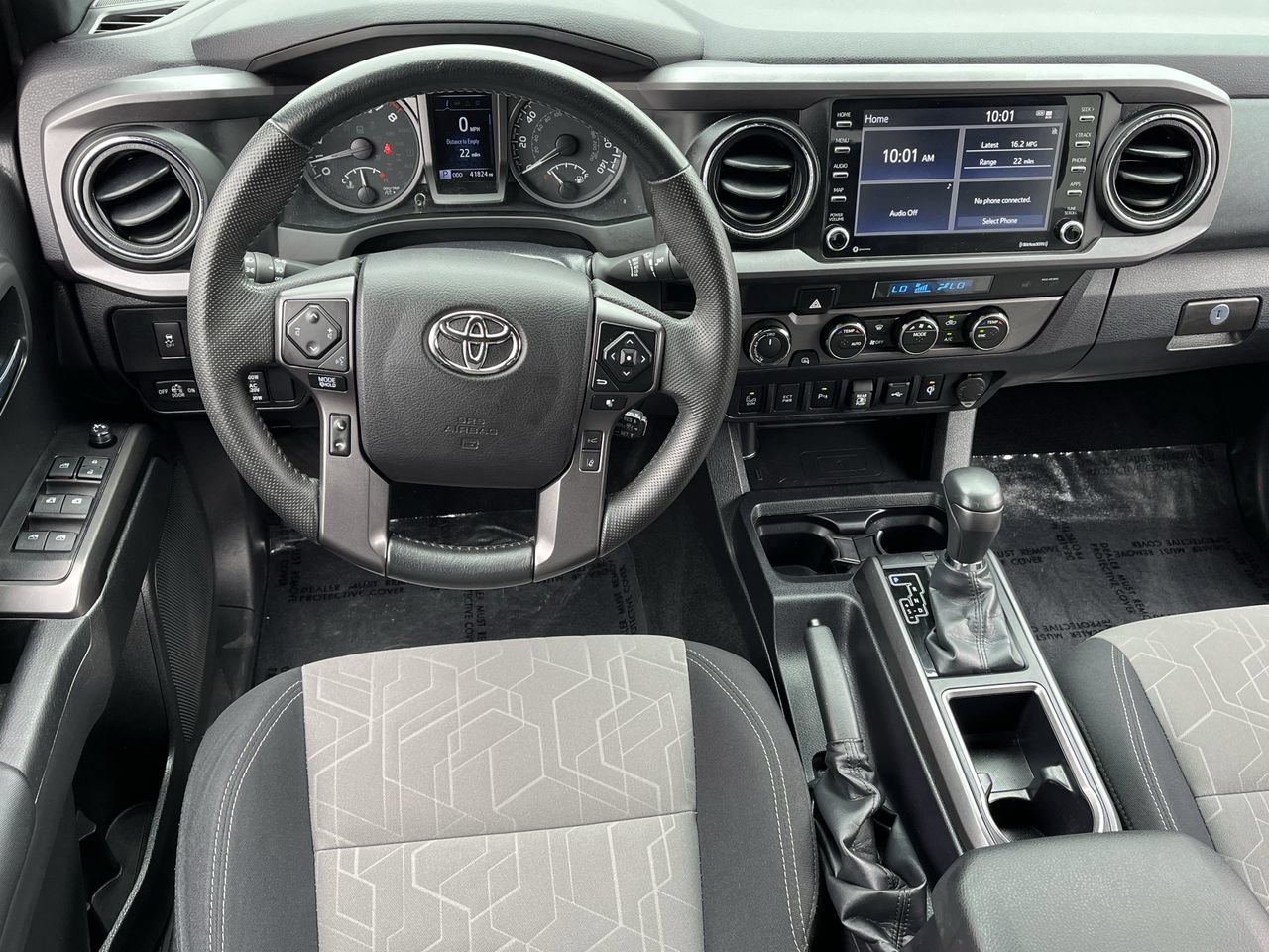 Used 2022 Toyota Tacoma TRD Off-Road w/ Technology Package AWD/4WD image 10