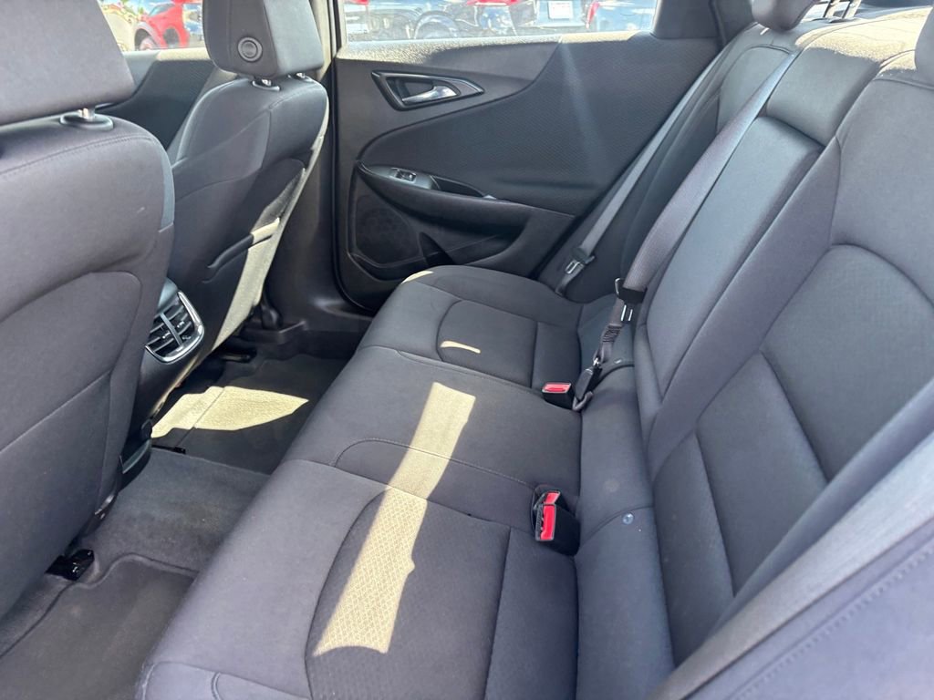 Used 2023 Chevrolet Malibu LT image 30