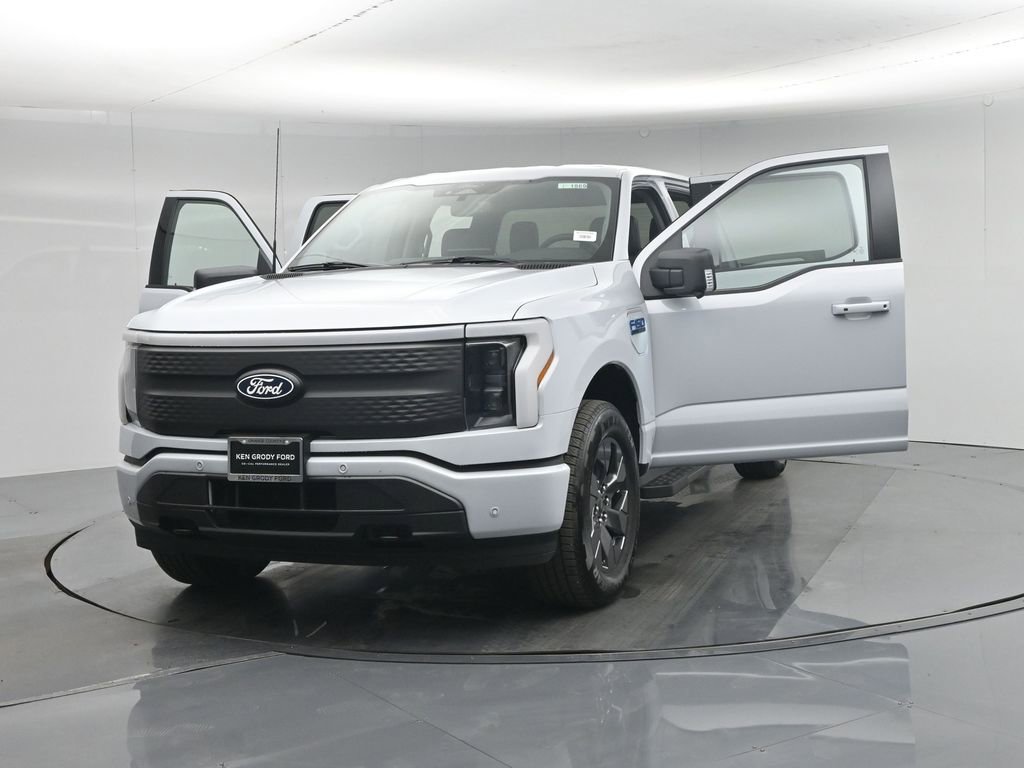 New 2025 Ford F150 Lightning Flash AWD/4WD image 48