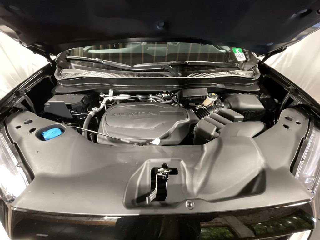 Certified 2024 Honda Passport Black Edition image 31