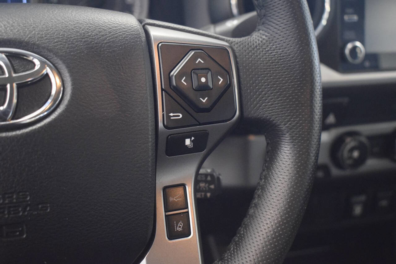 Used 2020 Toyota Tacoma SR5 image 38