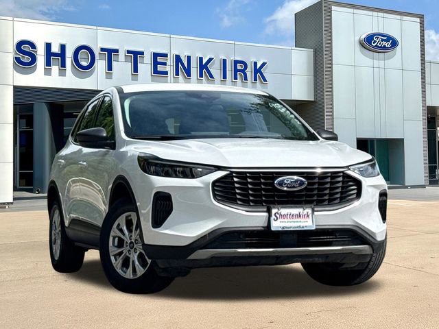 Used 2024 Ford Escape Active w/ Tech Pack #1 AWD/4WD image 1