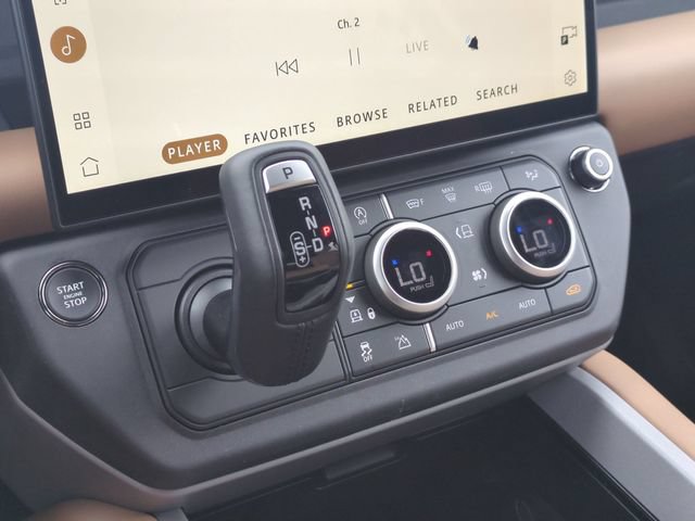 New 2026 Land Rover Defender 130 V8 AWD/4WD image 9