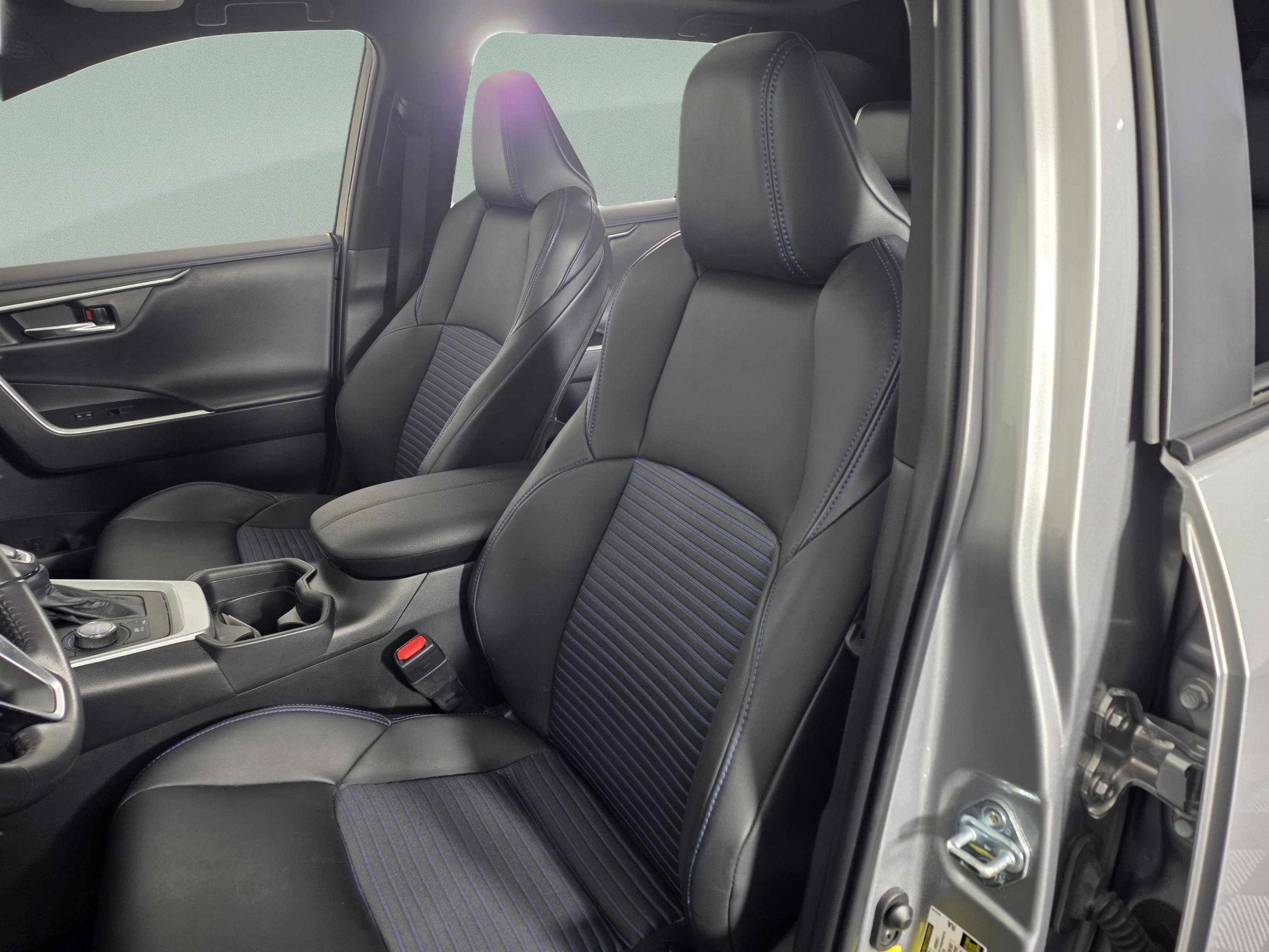 Used 2021 Toyota RAV4 XSE image 11